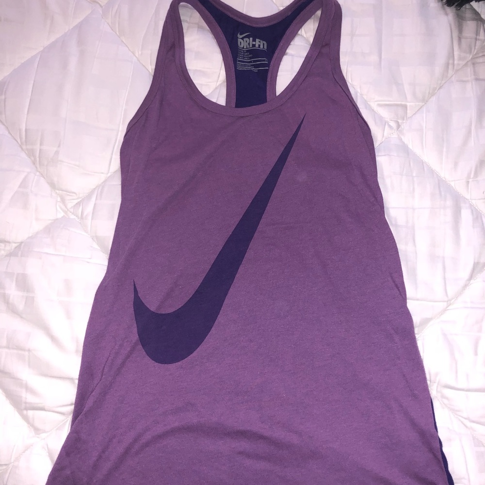 Nike Swoosh Dri-fit tank